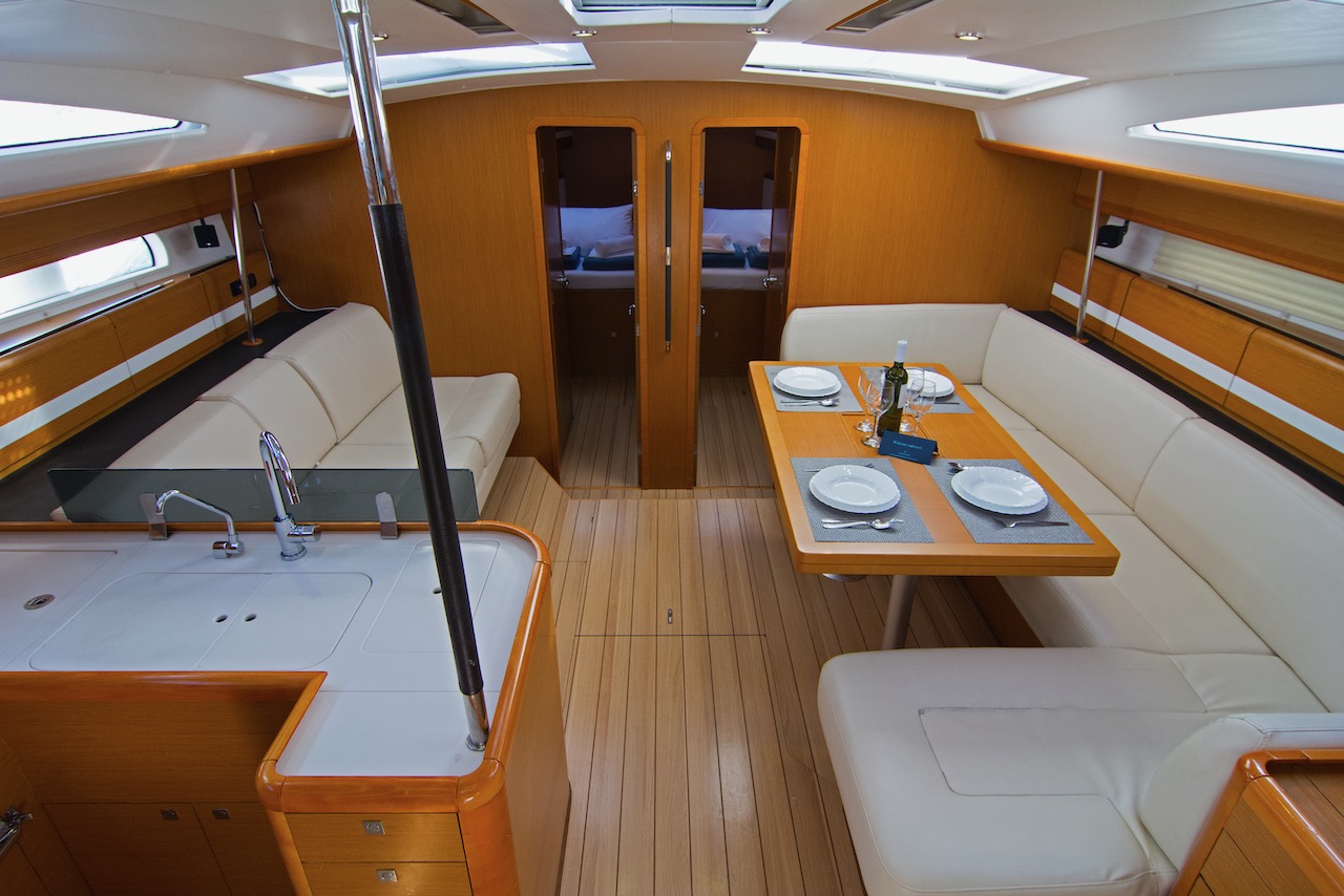 Jeanneau 53 - 5 + 1 cab. — photo 4