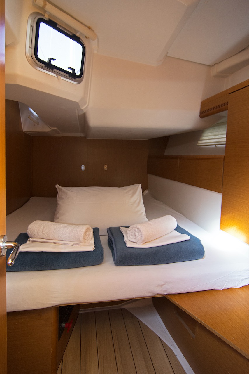 Jeanneau 53 - 5 + 1 cab. — photo 9