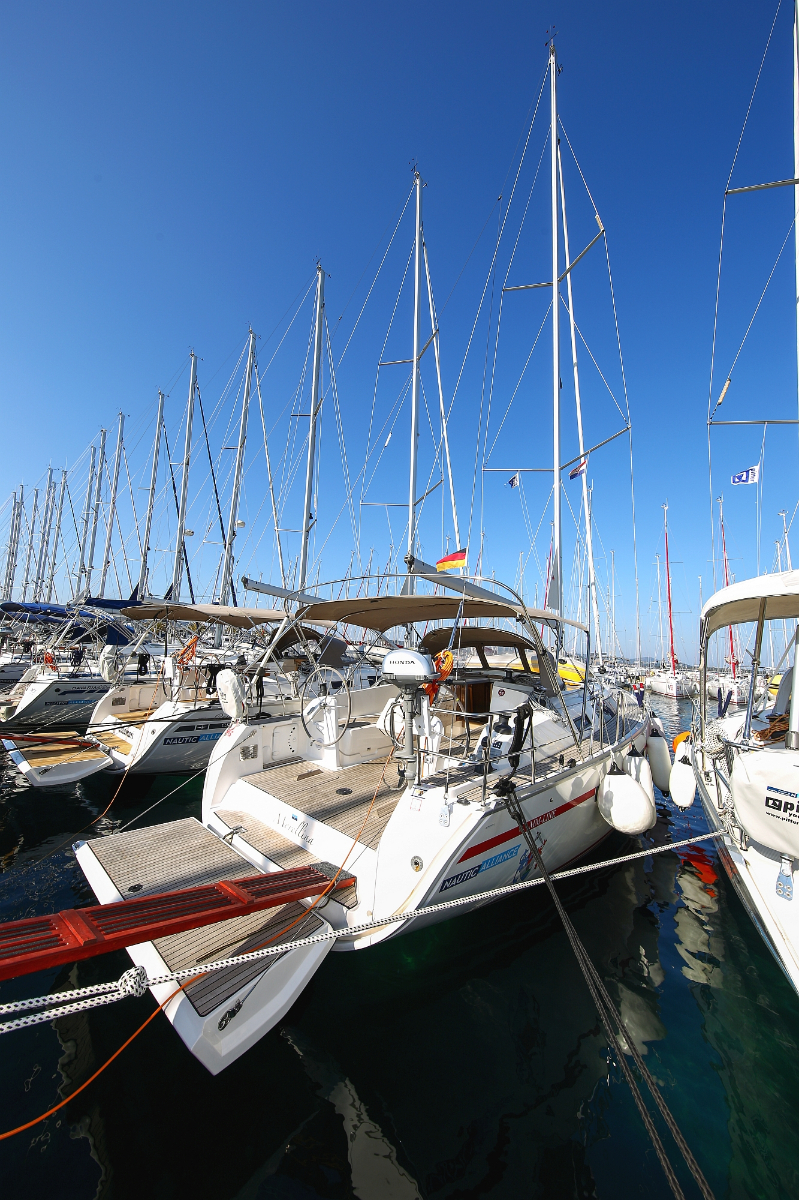 Bavaria Cruiser 41 - 3 cab. — photo 3