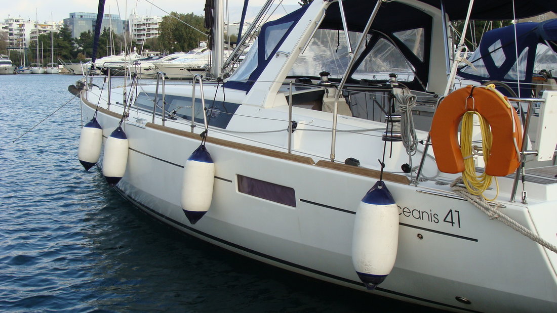 Oceanis 41 — photo 1