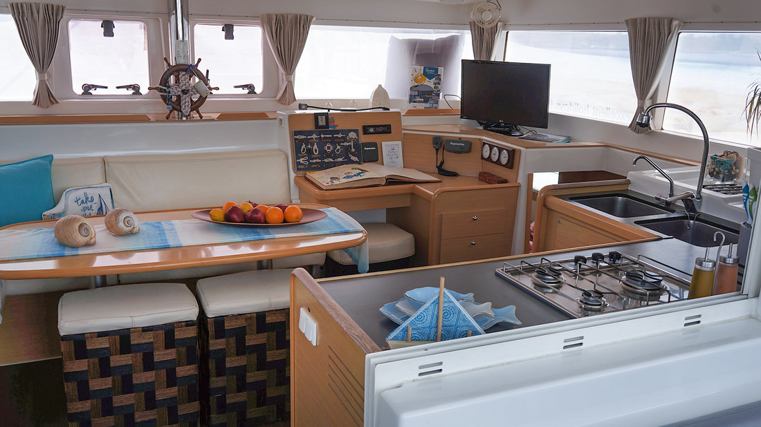 Lagoon 400 - 4 + 2 cab. — photo 4