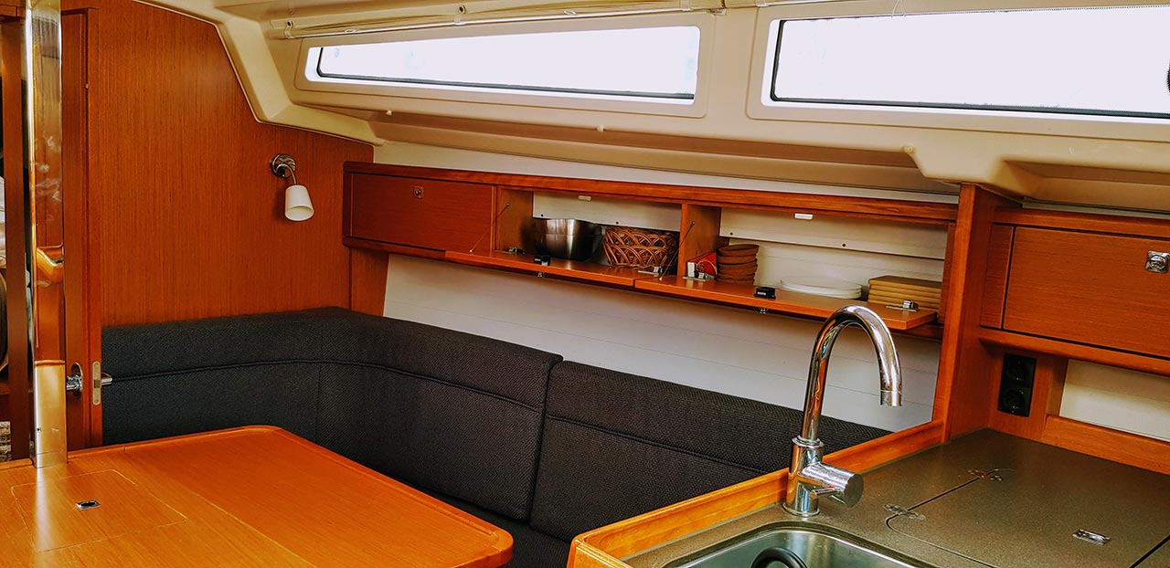 Bavaria Cruiser 33 — photo 3