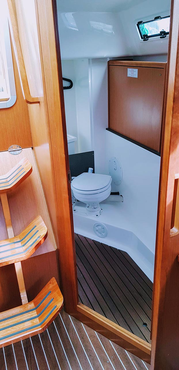 Bavaria Cruiser 33 — photo 10