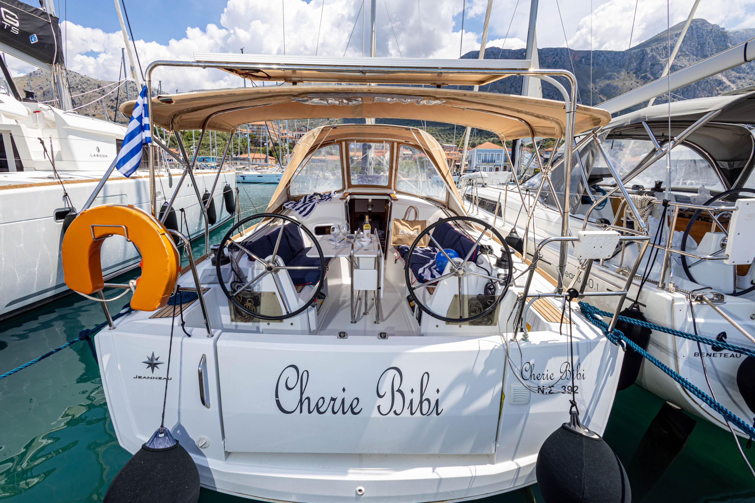 Sun Odyssey 349 - 3 cab. — photo 3