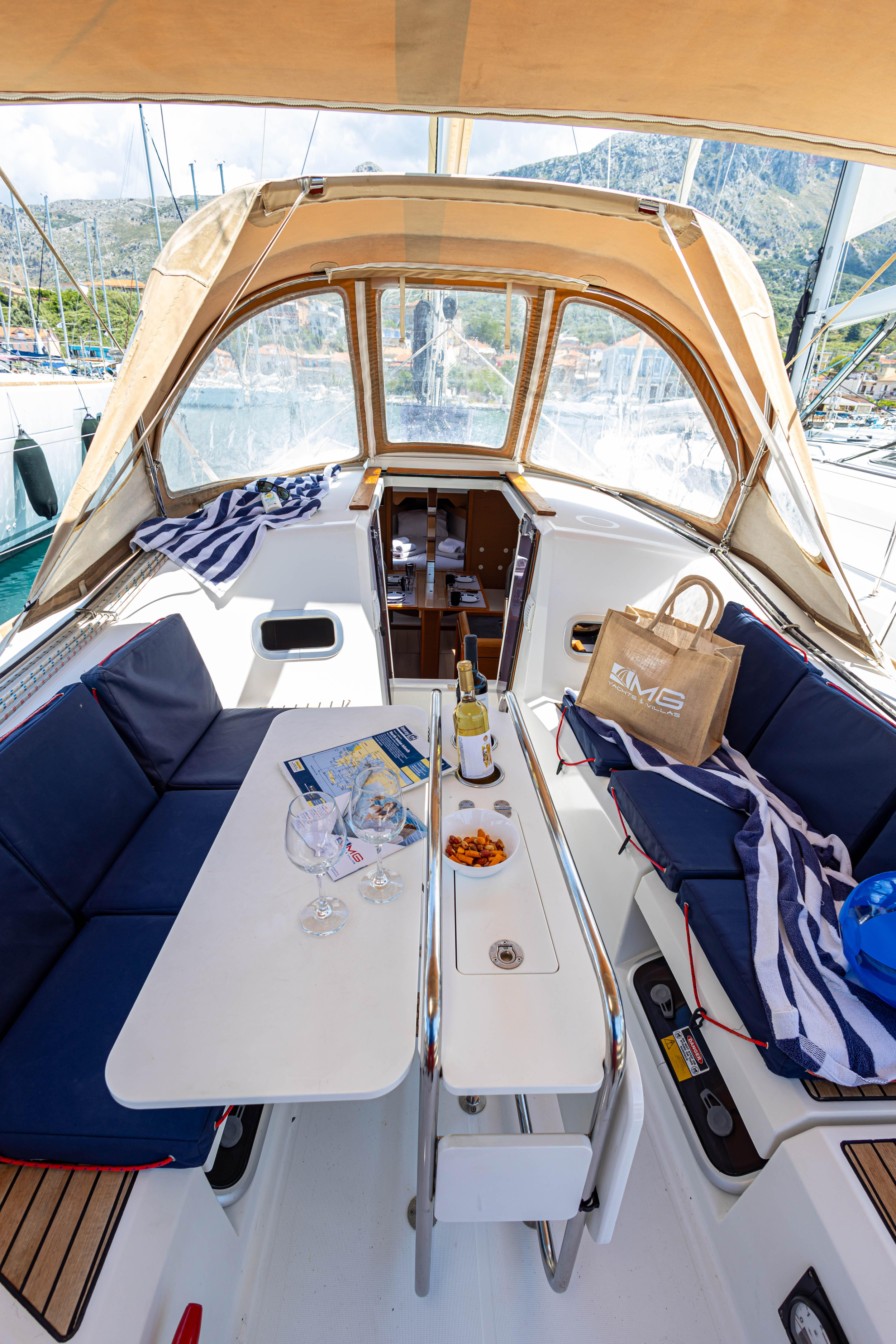 Sun Odyssey 349 - 3 cab. — photo 4