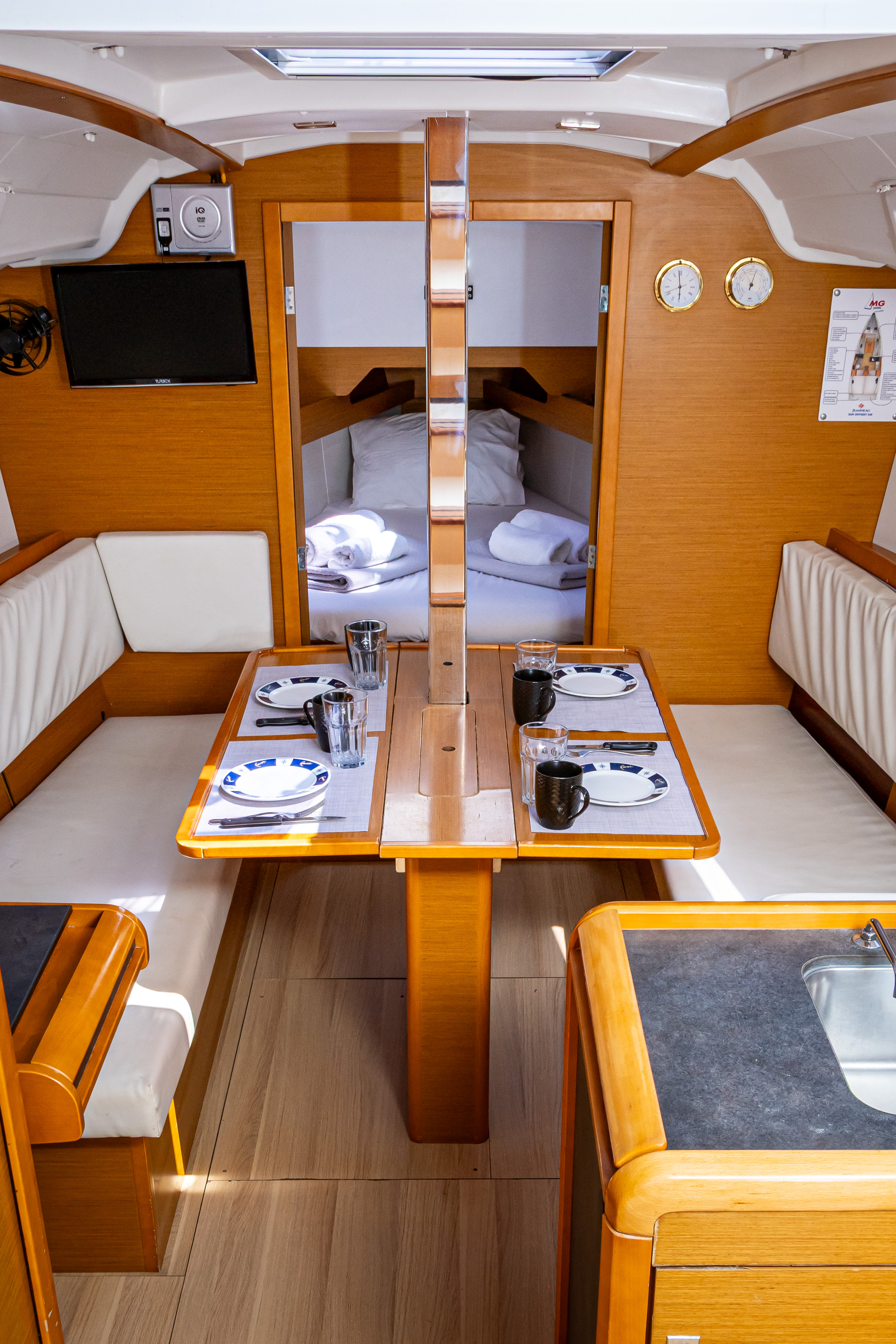 Sun Odyssey 349 - 3 cab. — photo 8