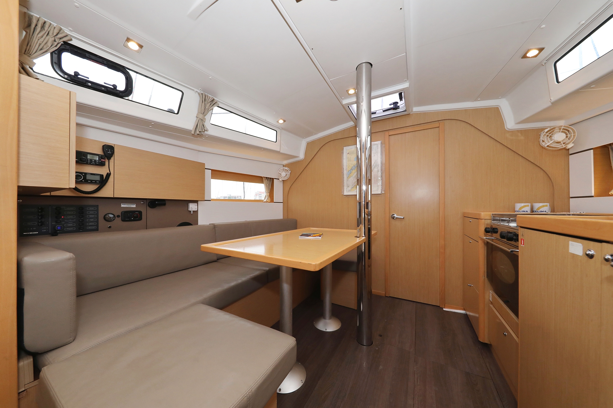 Oceanis 38 - 3 cab. — photo 14