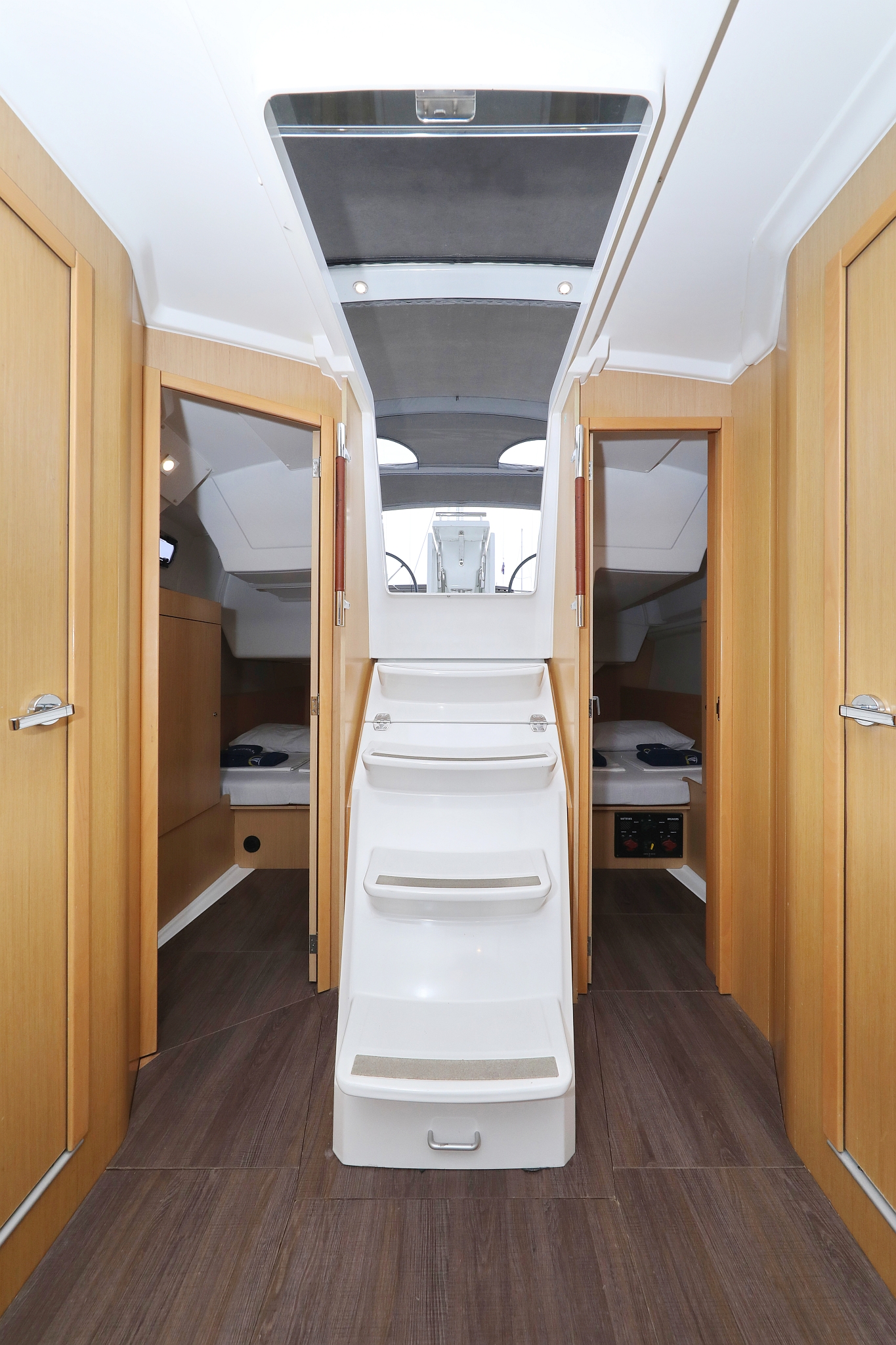 Oceanis 38 - 3 cab. — photo 23