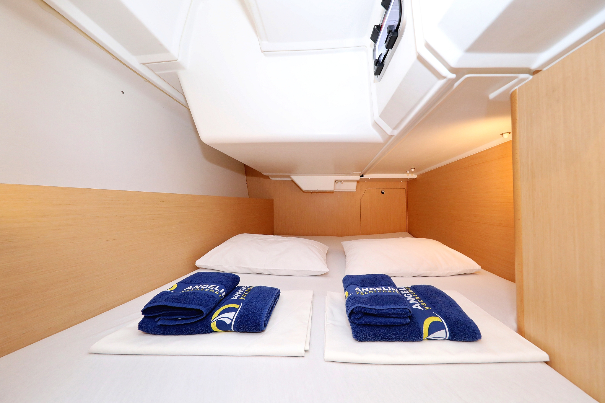 Oceanis 38 - 3 cab. — photo 25