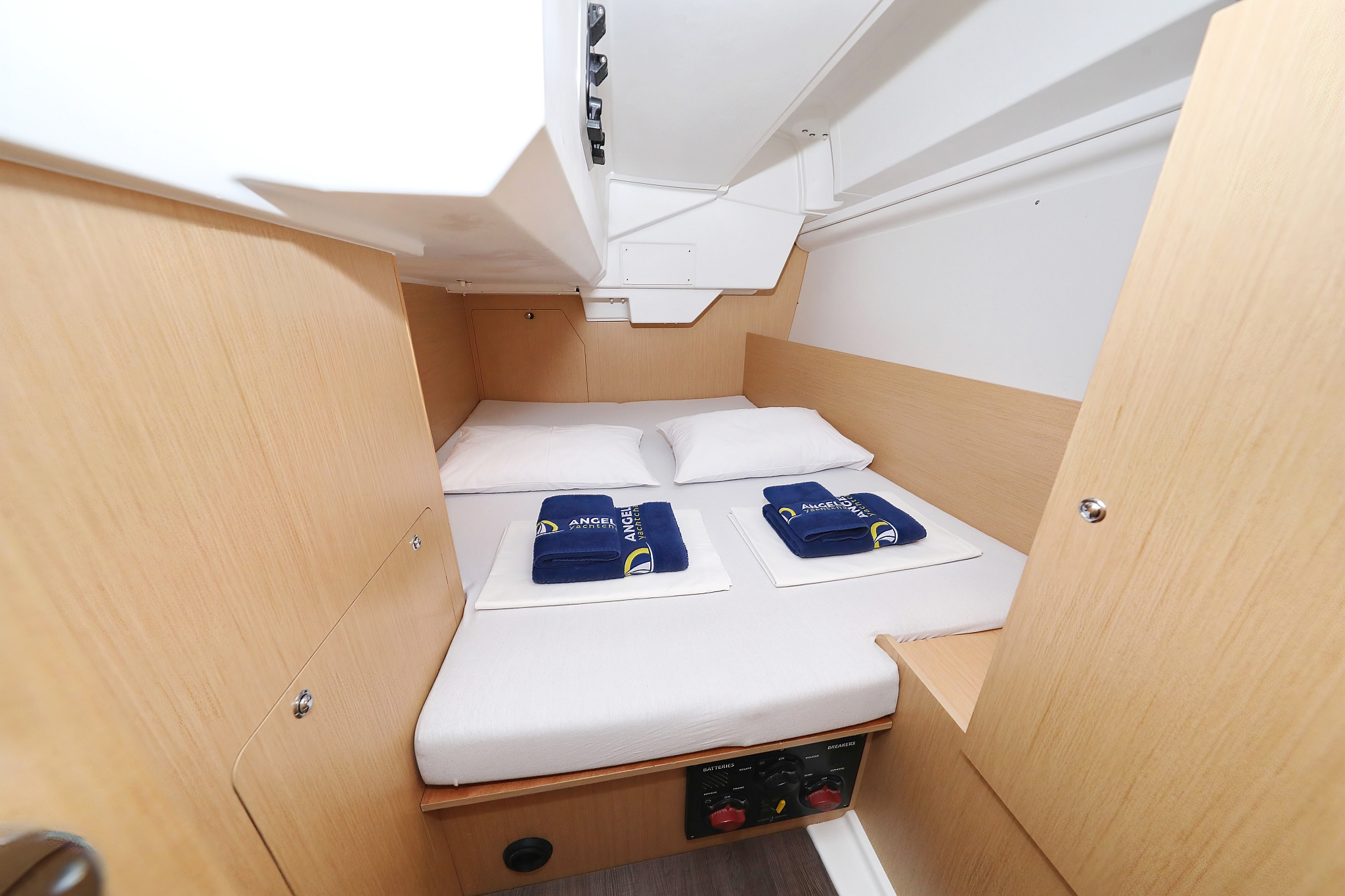 Oceanis 38 - 3 cab. — photo 27