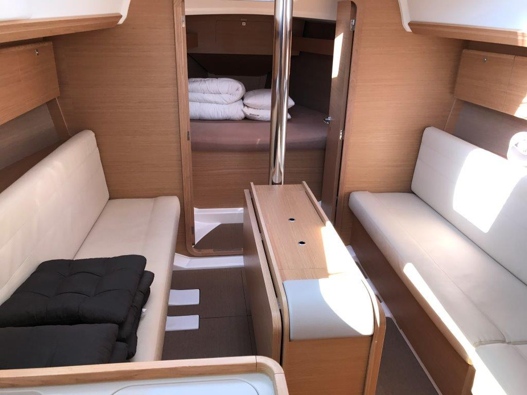 Dufour 350 GL — photo 8