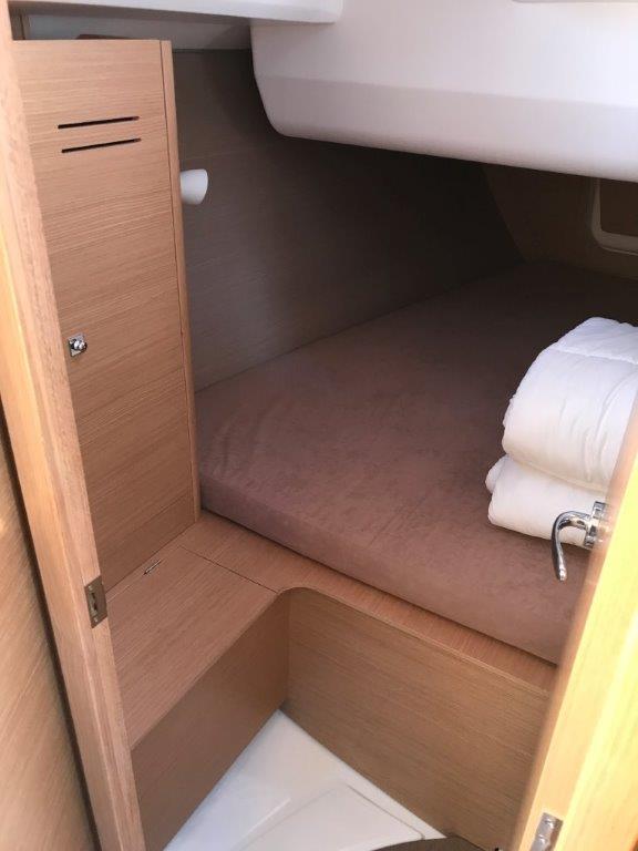 Dufour 350 GL — photo 11