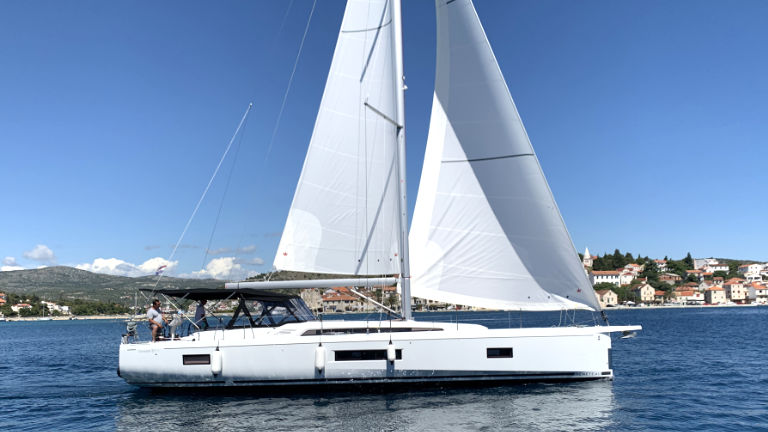 Oceanis 51.1 - 3 + 1 cab. — photo 9