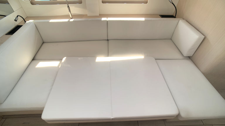 Oceanis 51.1 - 3 + 1 cab. — photo 24