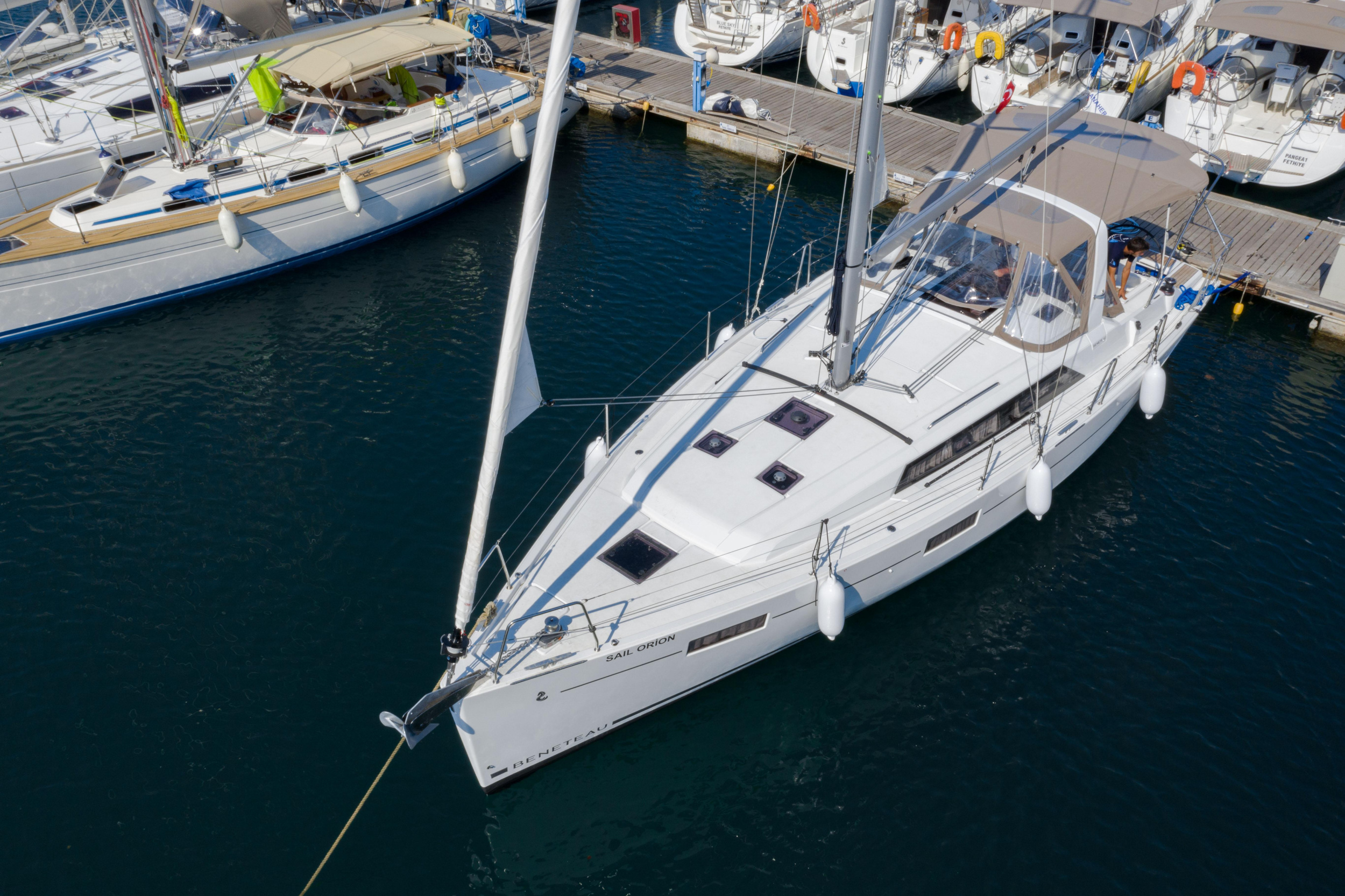 Oceanis 41.1 — photo 1