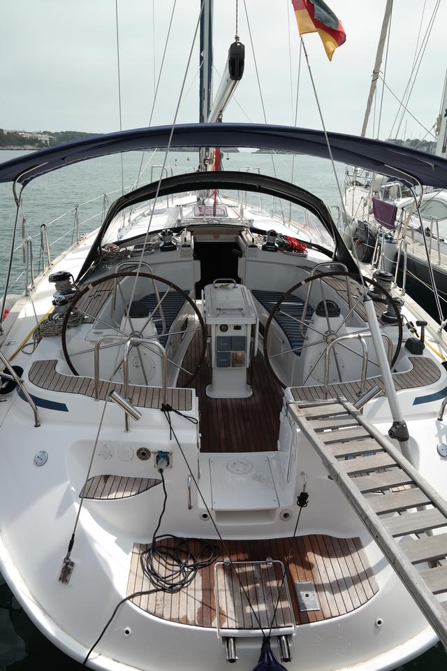 Bavaria 49 — photo 3