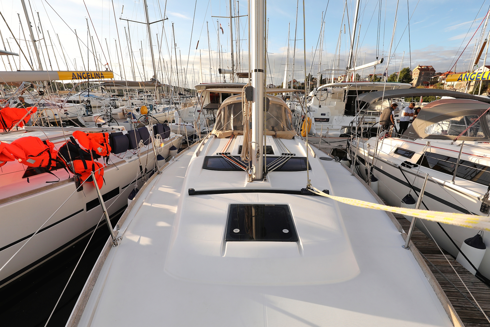 Dufour 350 GL — photo 11