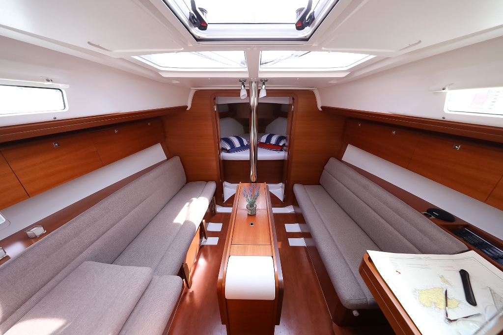 Dufour 350 GL — photo 14