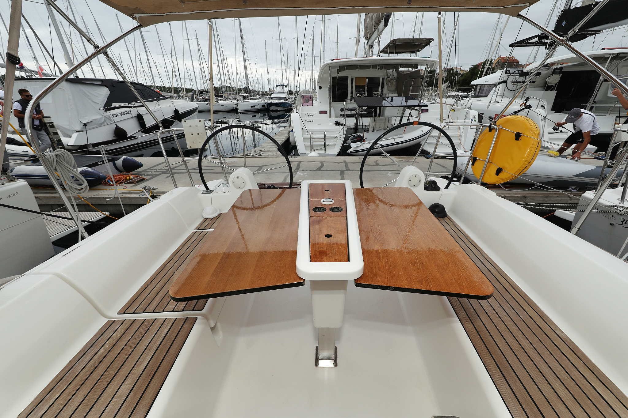 Dufour 350 GL — photo 9