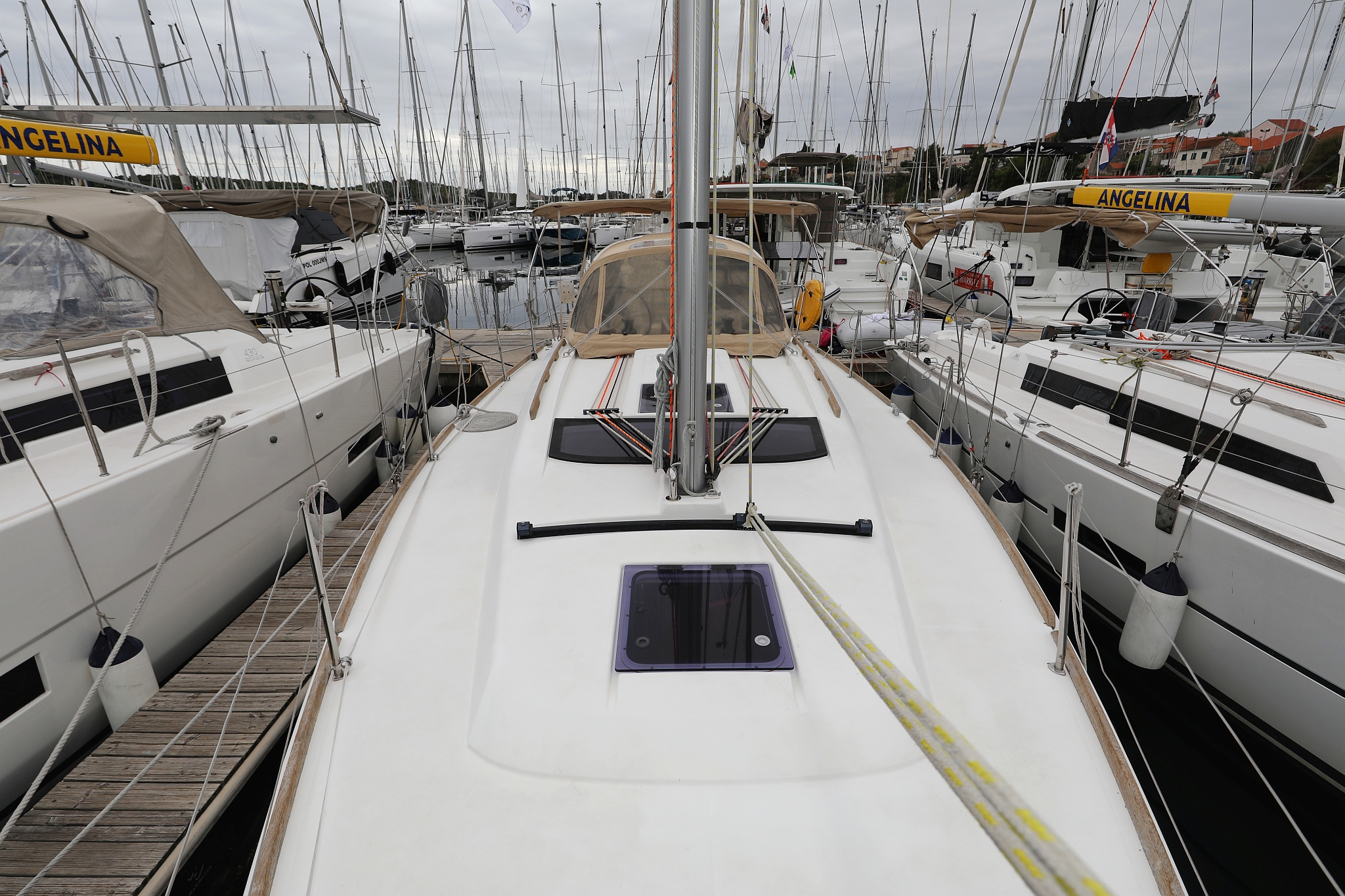 Dufour 350 GL — photo 11
