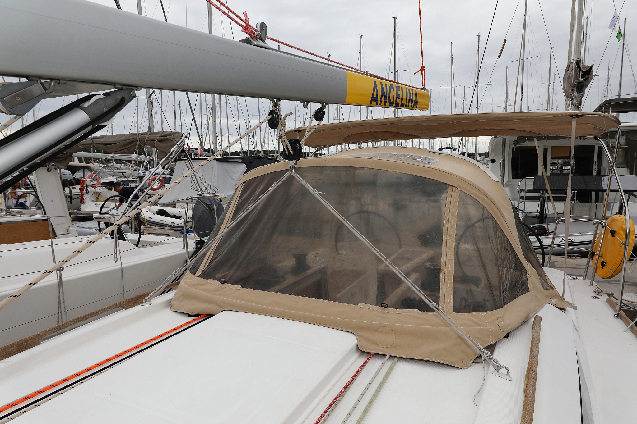 Dufour 350 GL — photo 12