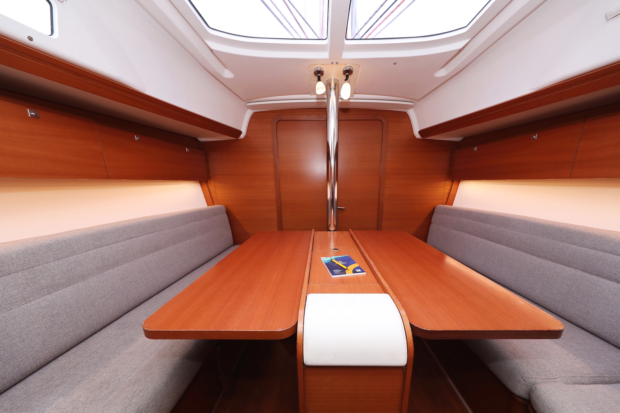 Dufour 350 GL — photo 15