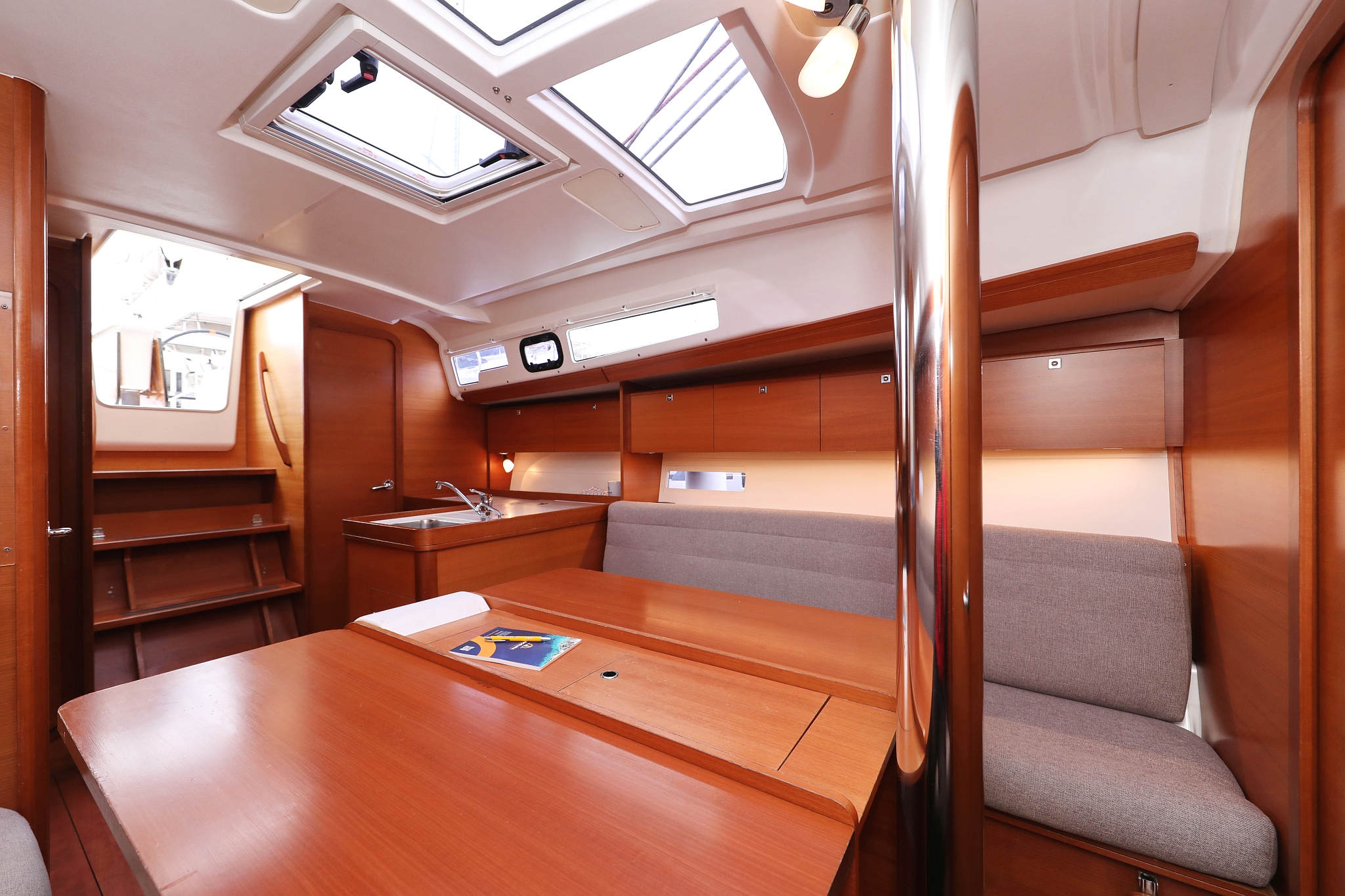 Dufour 350 GL — photo 16