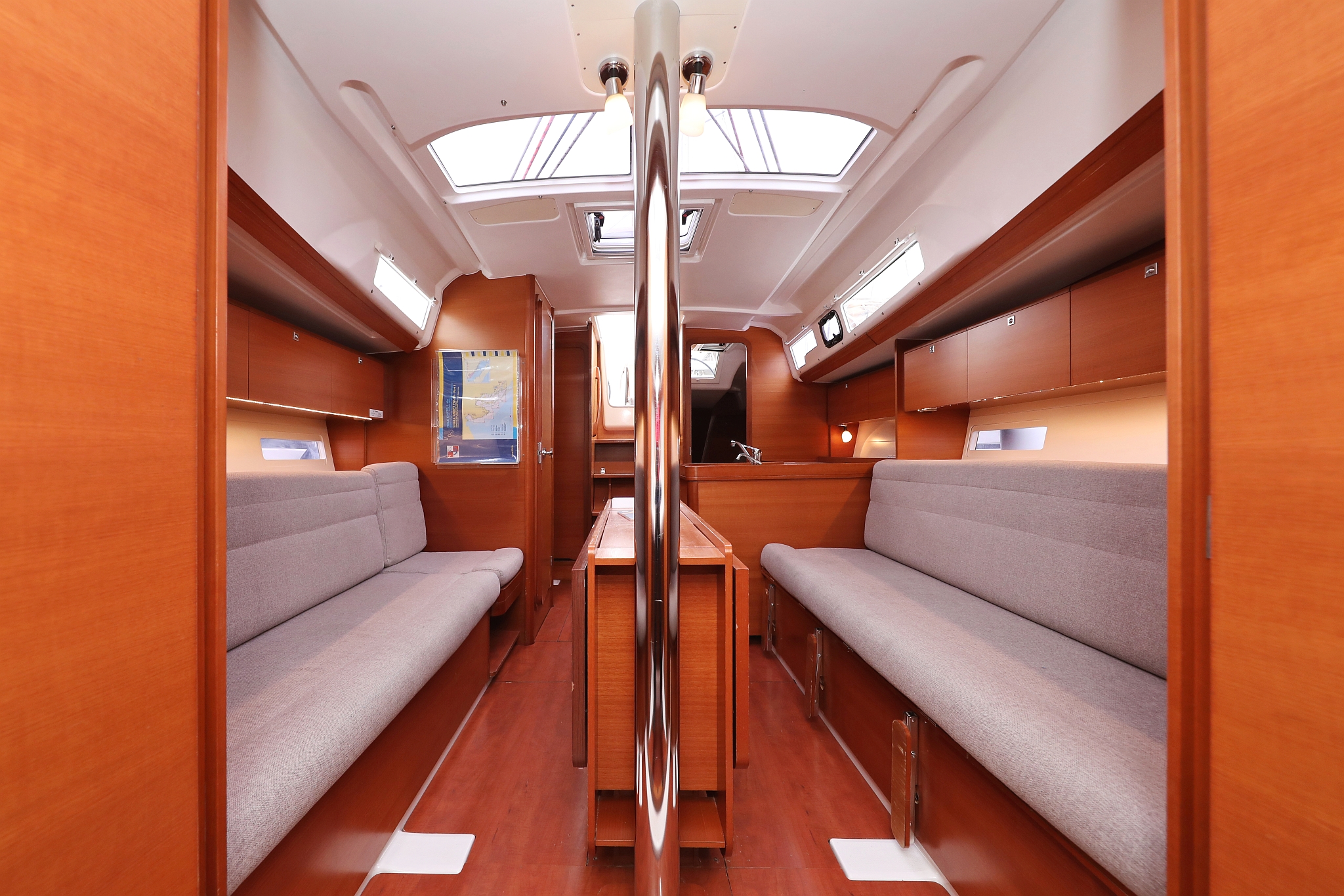 Dufour 350 GL — photo 17