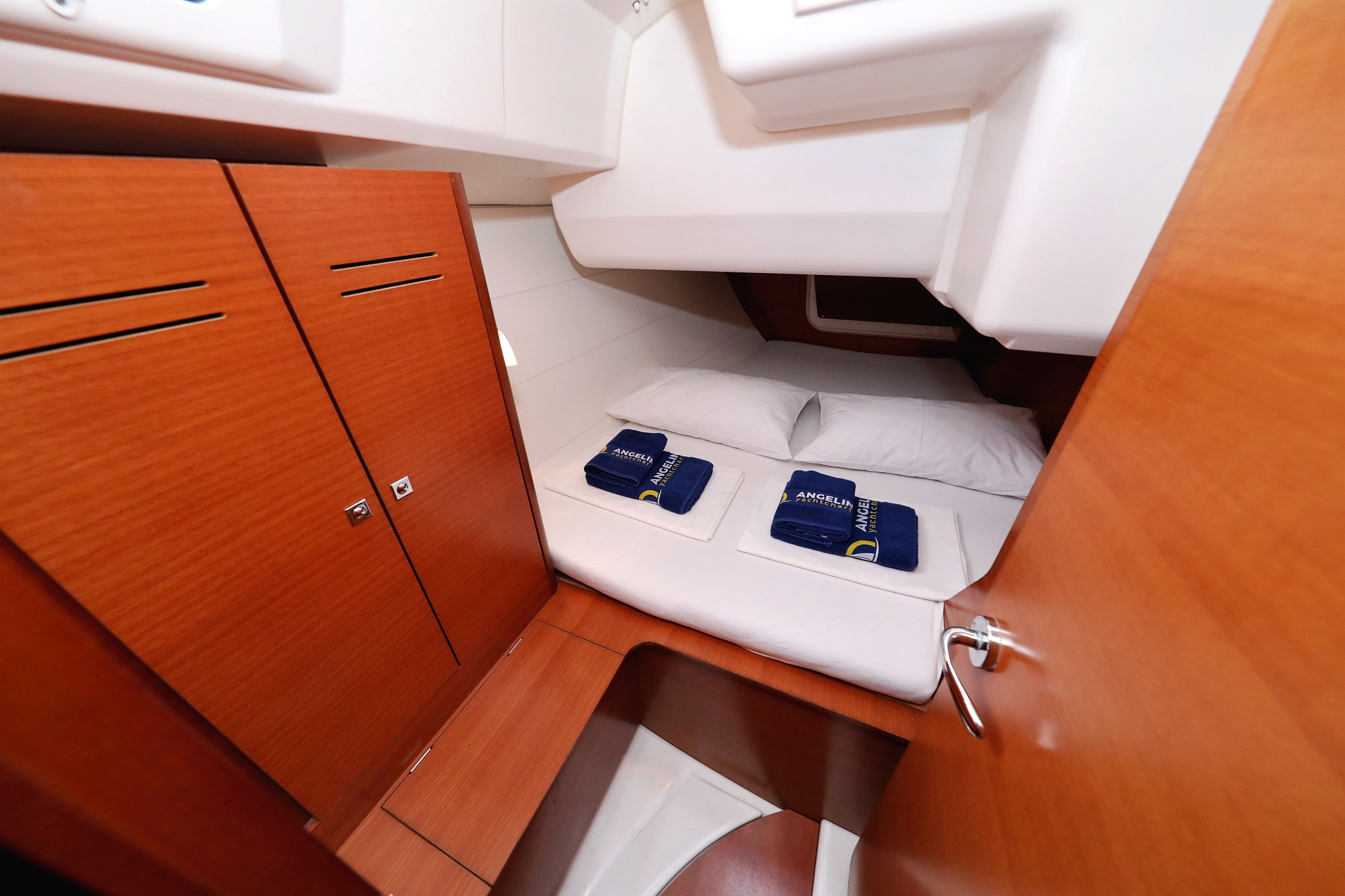 Dufour 350 GL — photo 24