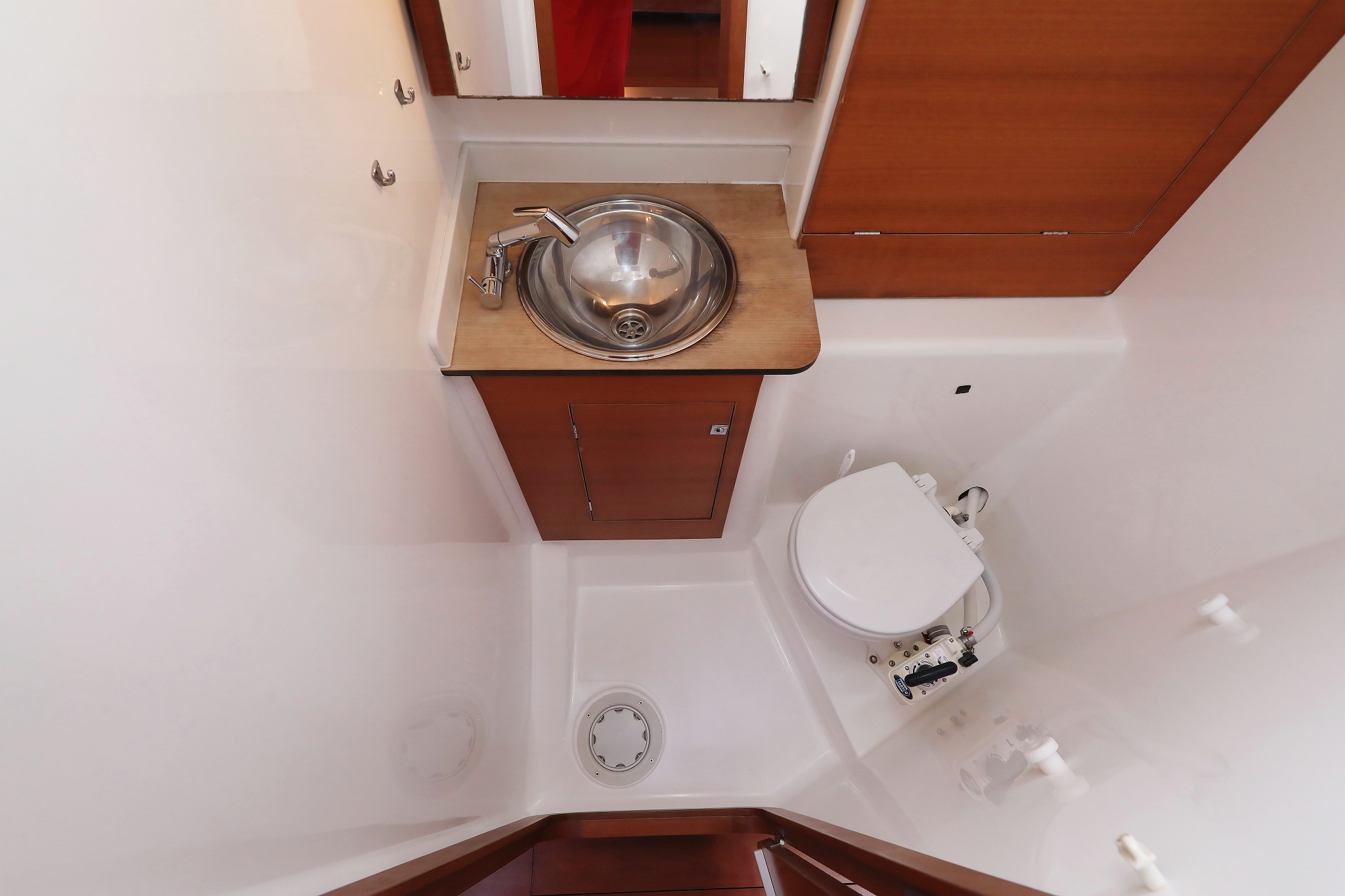 Dufour 350 GL — photo 34