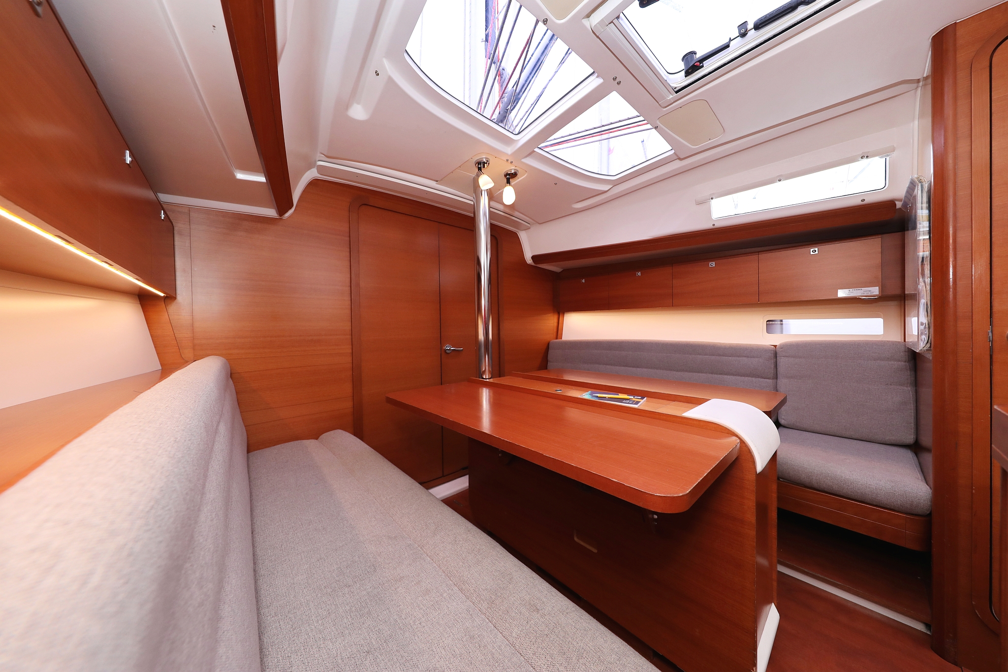 Dufour 350 GL — photo 41