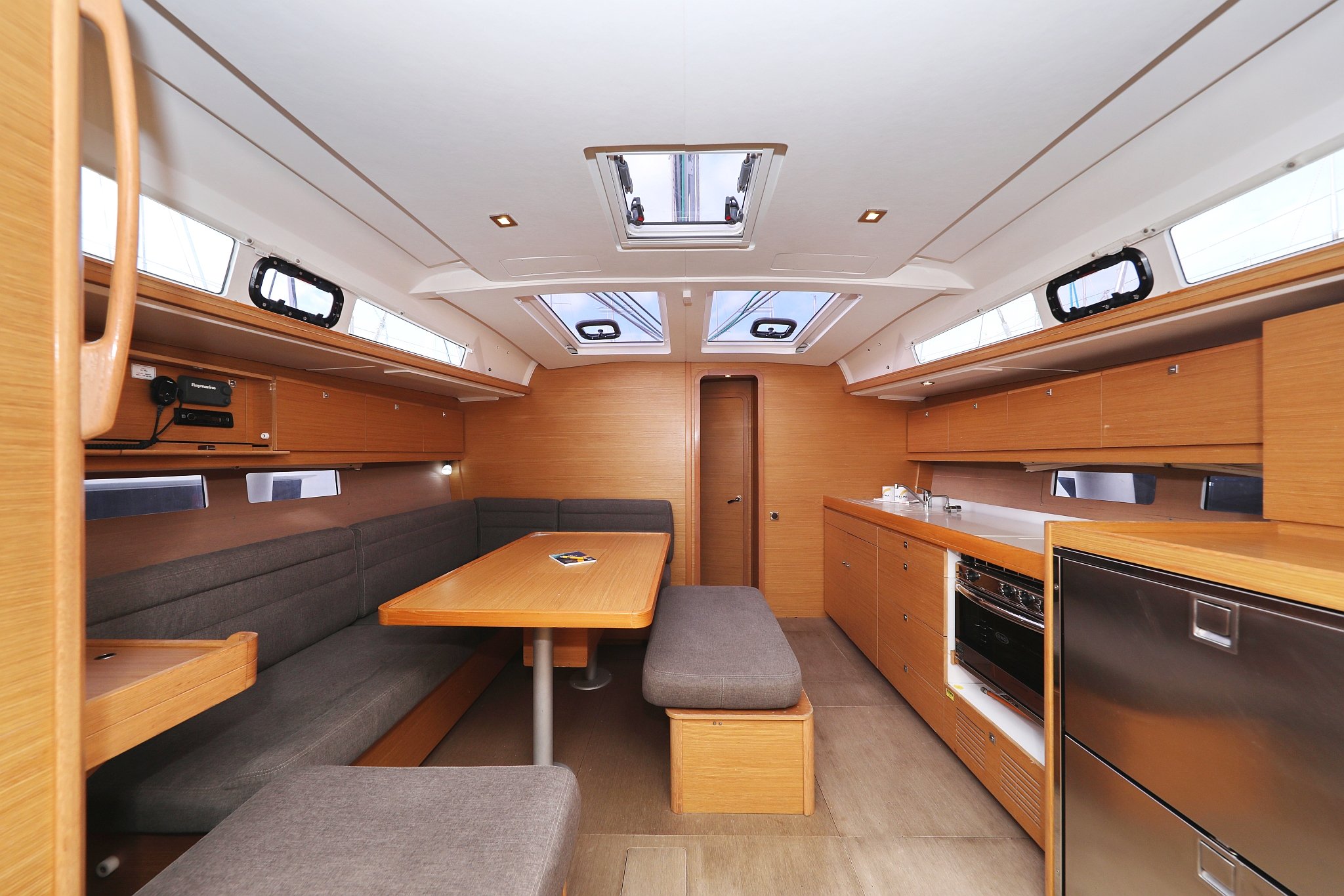 Dufour 460 GL — photo 13