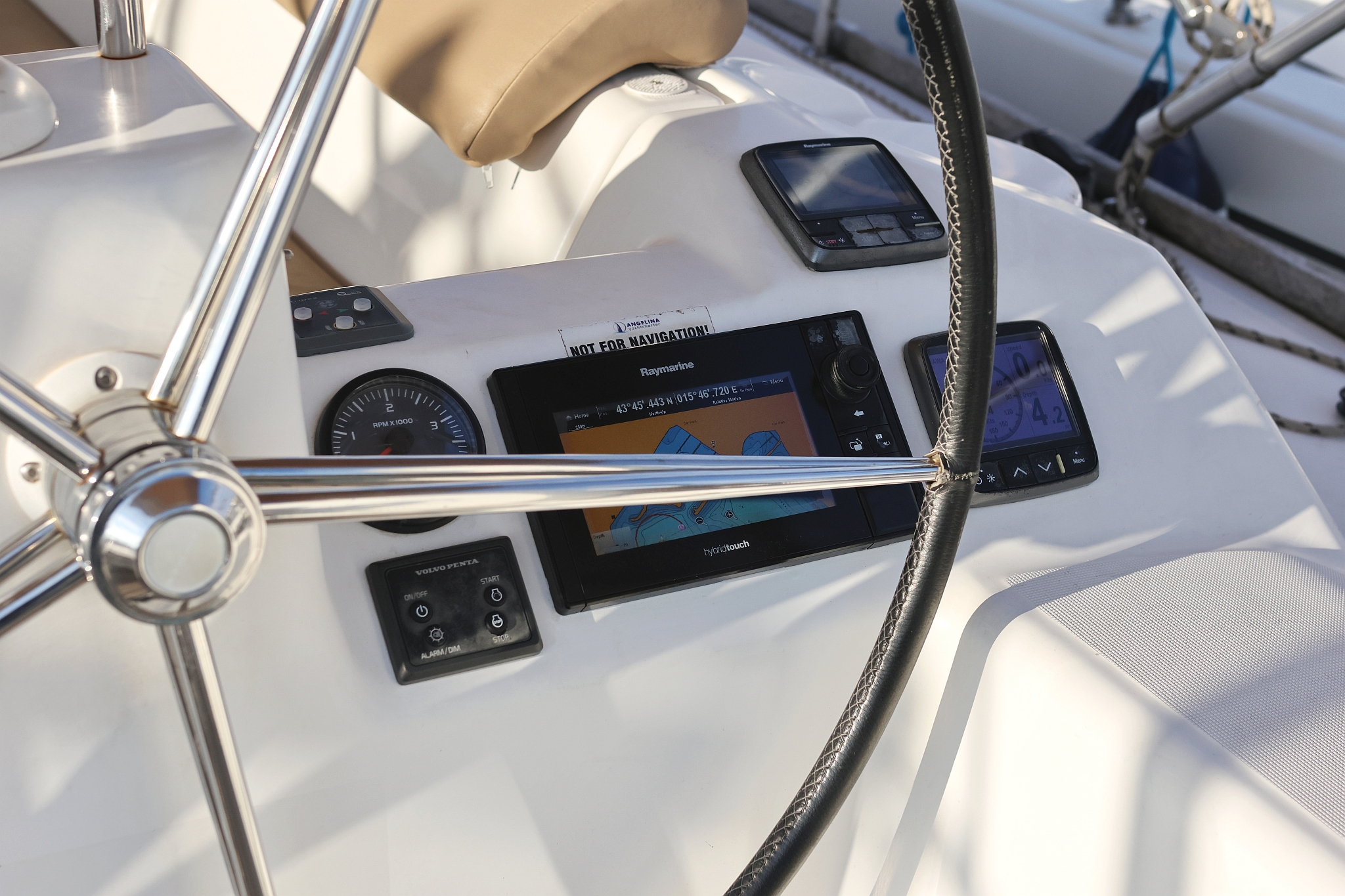 Dufour 460 GL — photo 48