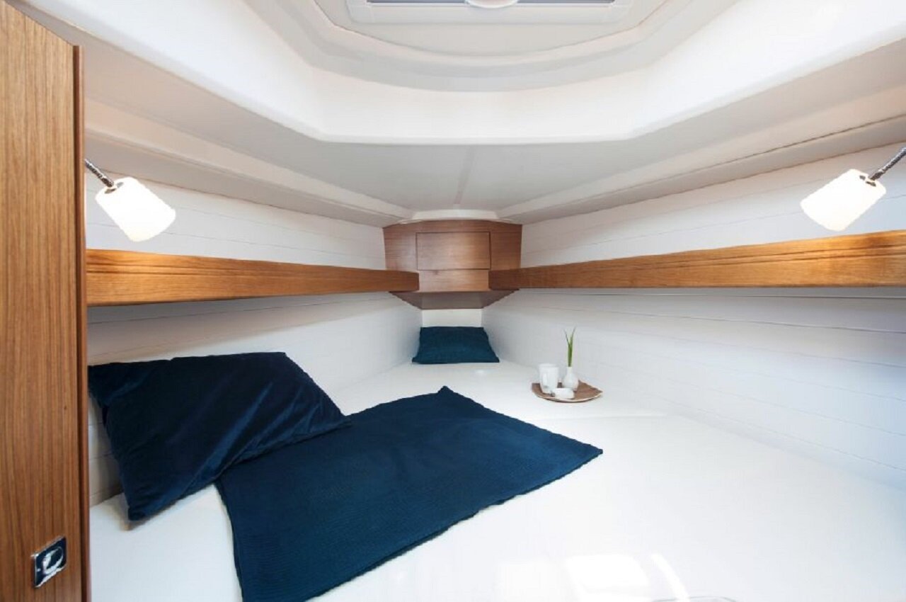 Bavaria Cruiser 33 — photo 9