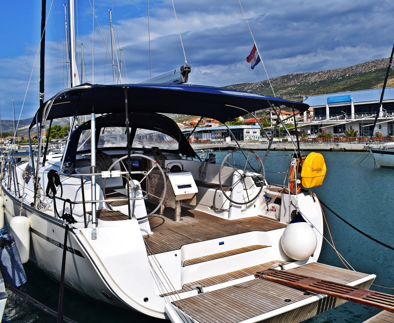 Bavaria Cruiser 46 - 4 cab. — photo 3
