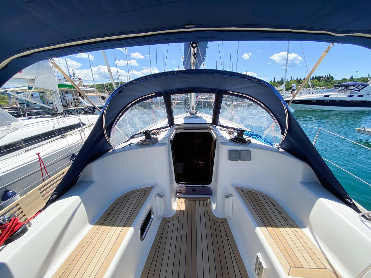 Dufour 325 GL — photo 4