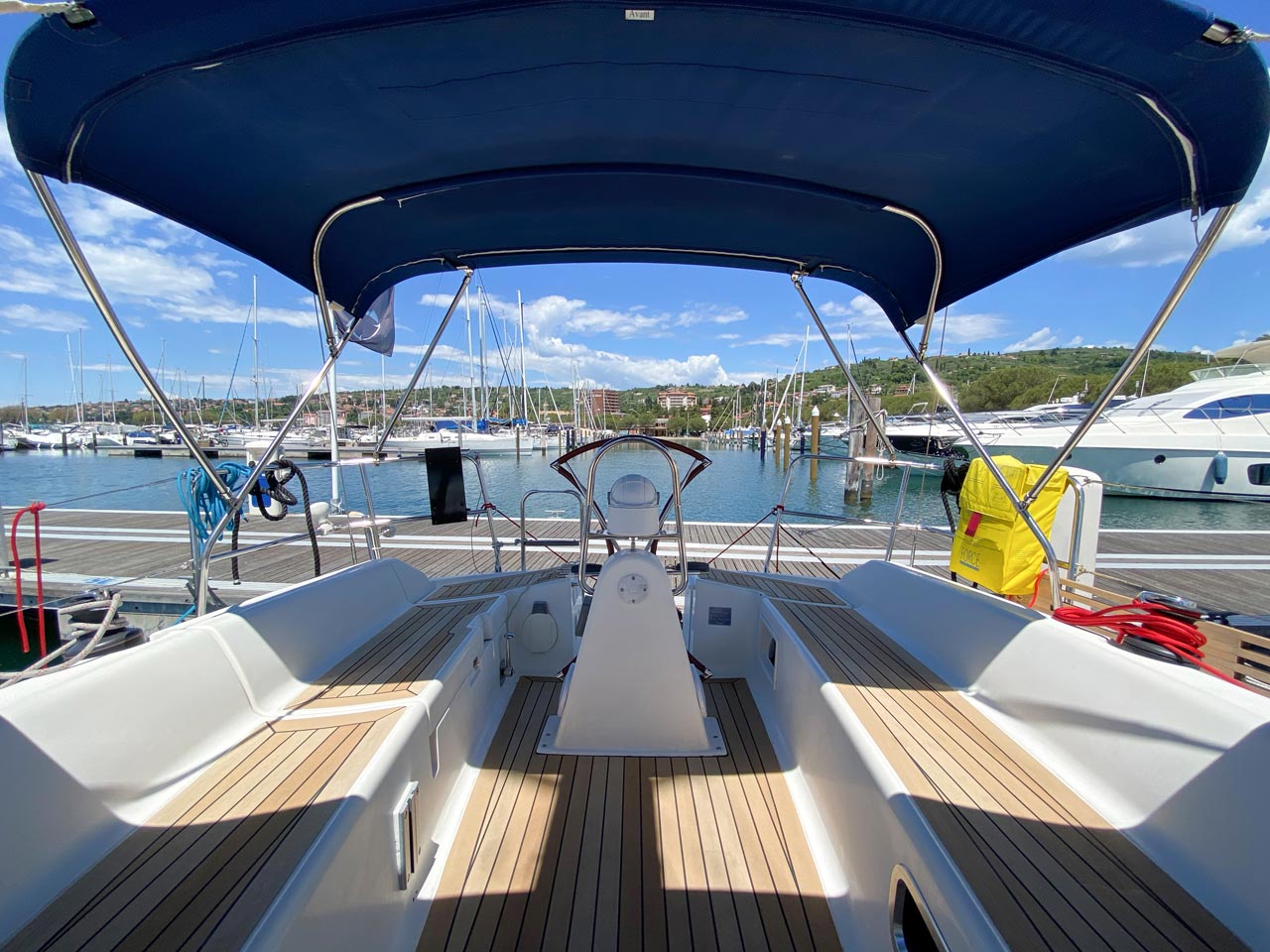 Dufour 325 GL — photo 6