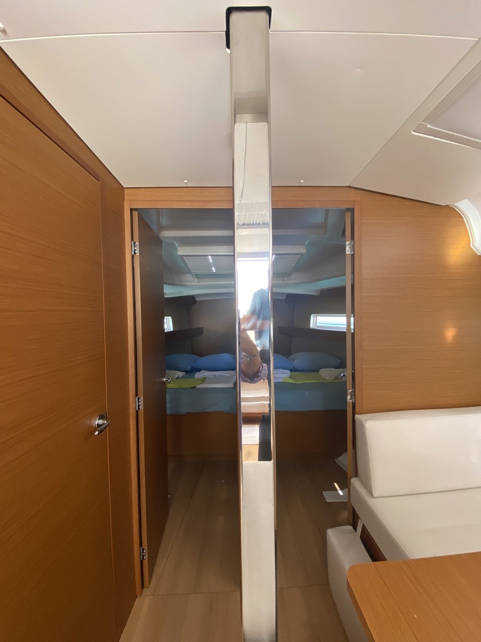 Sun Odyssey 440 - 4 cab. — photo 8