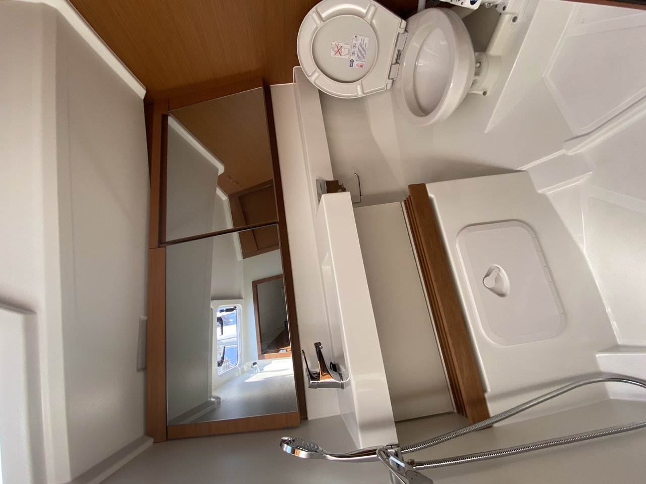 Sun Odyssey 440 - 4 cab. — photo 15