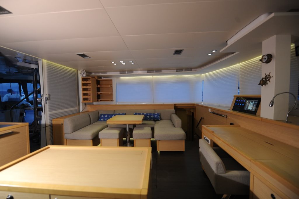 Lagoon 560 — photo 15