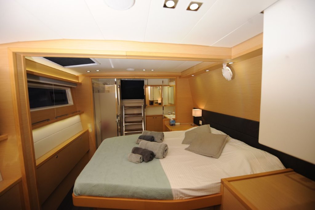 Lagoon 560 — photo 20