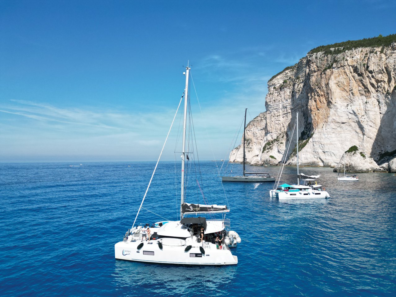 Lagoon 42 - 4 + 2 cab. — photo 23