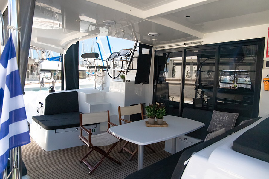 Lagoon 42 - 4 + 2 cab. — photo 4