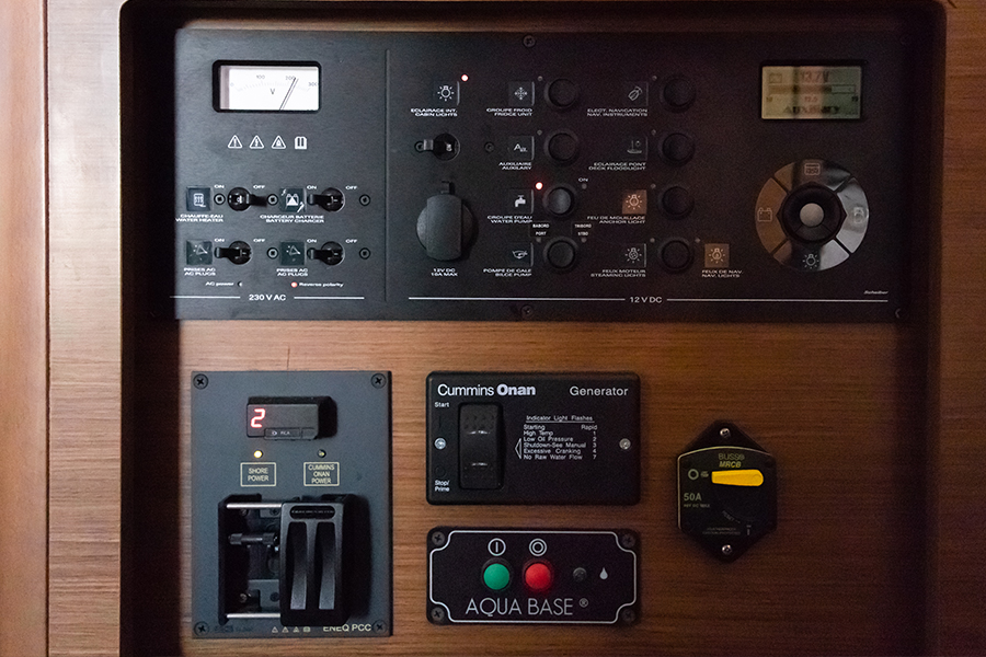 Lagoon 42 - 4 + 2 cab. — photo 12