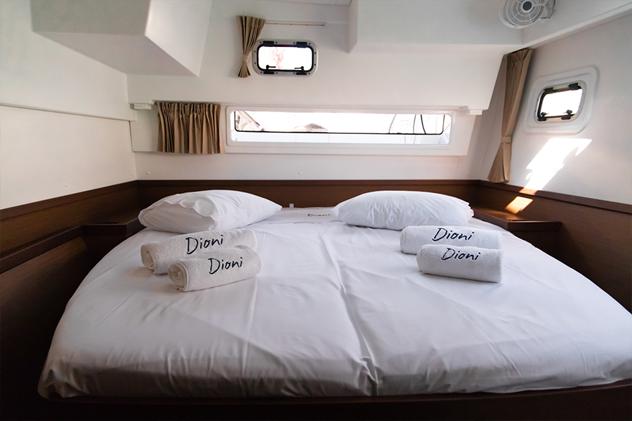 Lagoon 42 - 4 + 2 cab. — photo 13