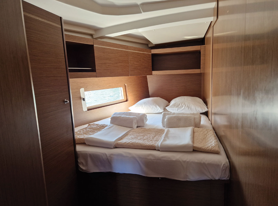 Oceanis 46.1 — photo 10