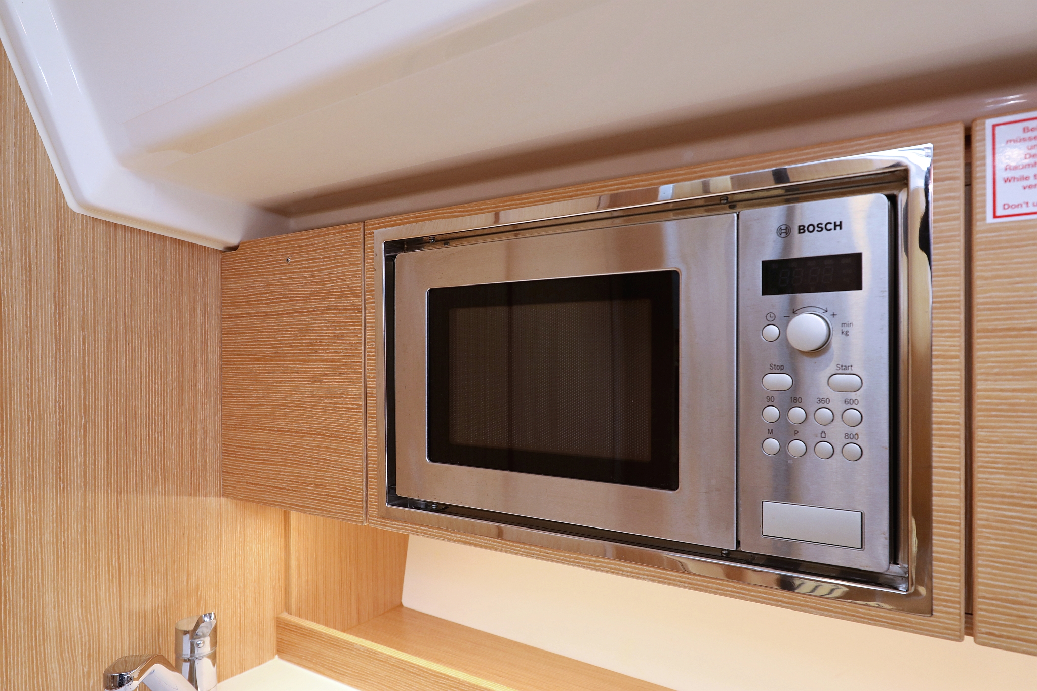 Bavaria C42 — photo 43