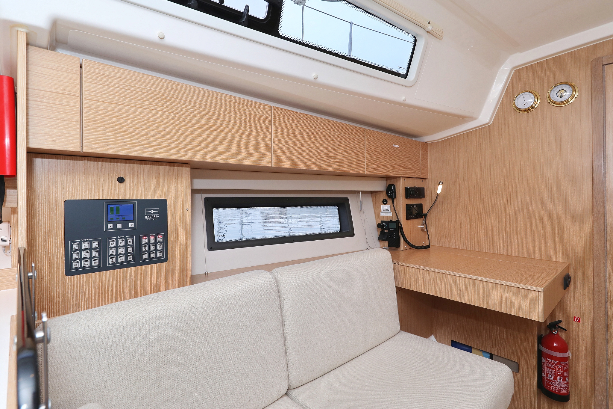 Bavaria C42 — photo 45