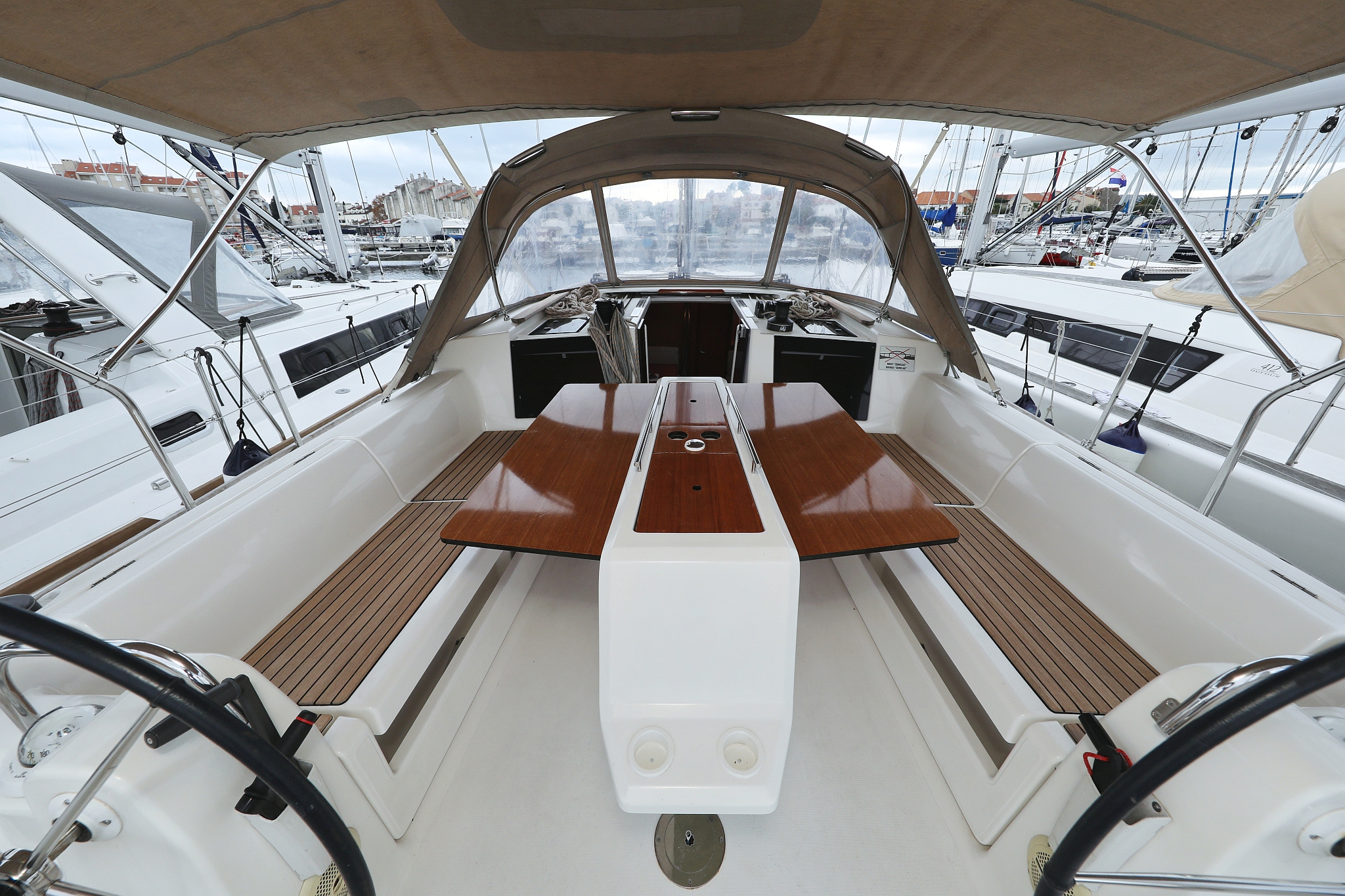Dufour 412 GL — photo 10