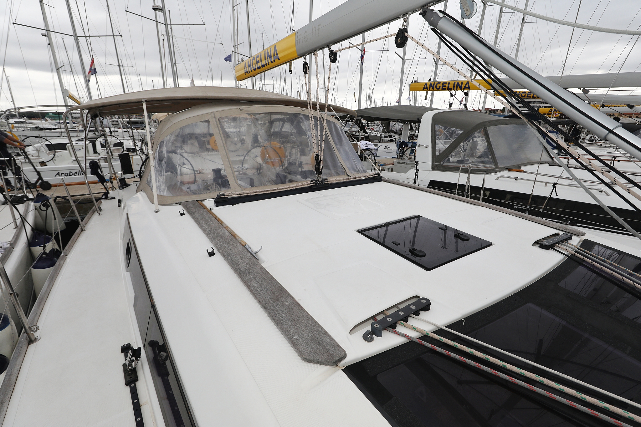 Dufour 412 GL — photo 12